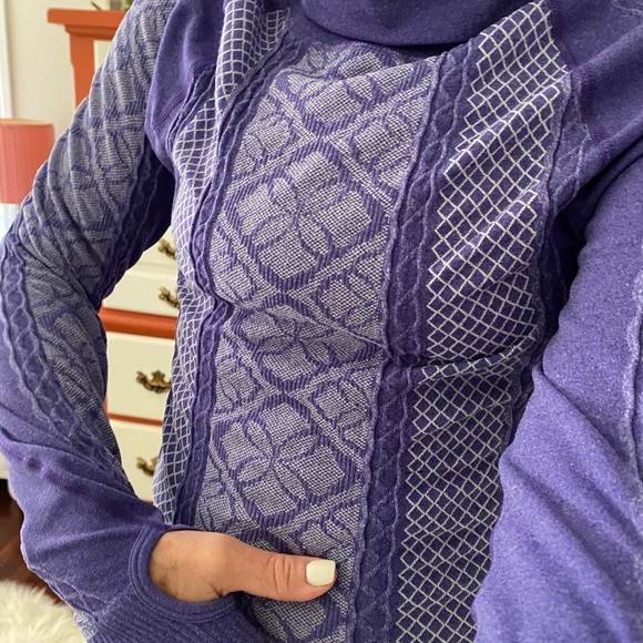 OE Sweaters - Cowl neck sweater by OE